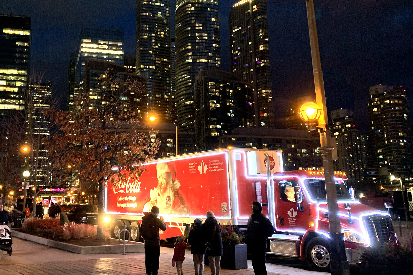 Camion des fêtes Coca-Cola wrap du camion fait par Turbo Images